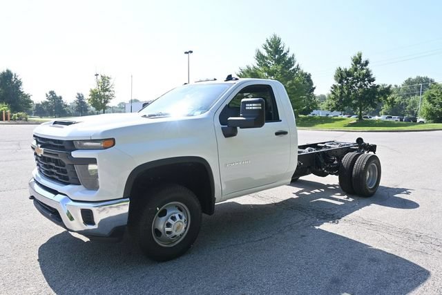 New 2026 Chevrolet Silverado 3500 W/T w/ WT Convenience Package AWD/4WD image 11