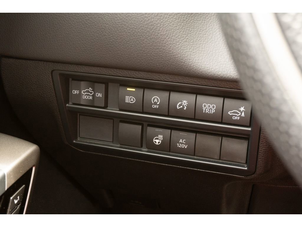 Used 2026 Toyota Tundra Limited image 27