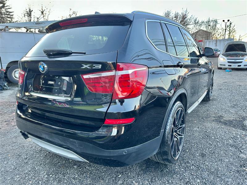 Used 2017 BMW X3 xDrive28i image 6