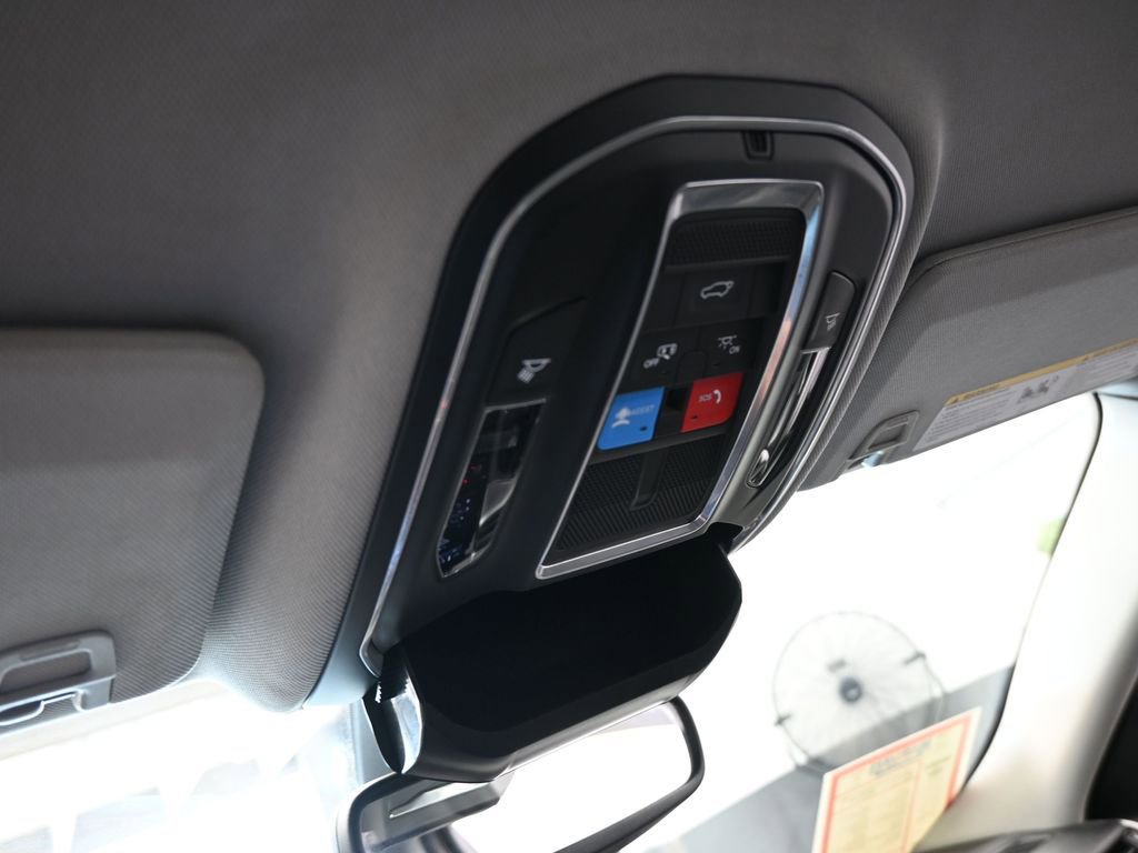 Used 2021 Jeep Grand Cherokee L Laredo w/ Luxury Tech Group I image 29