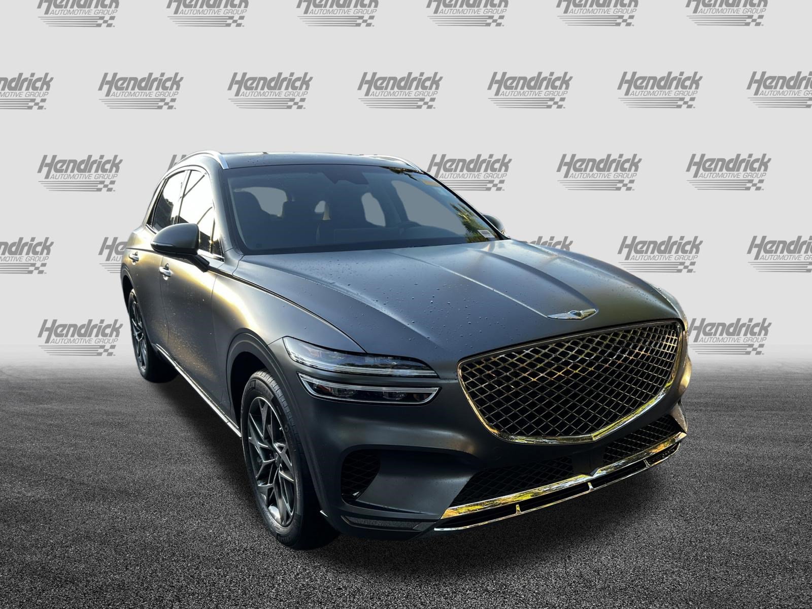 Used 2023 Genesis GV70 2.5T w/ Select Package AWD/4WD image 2