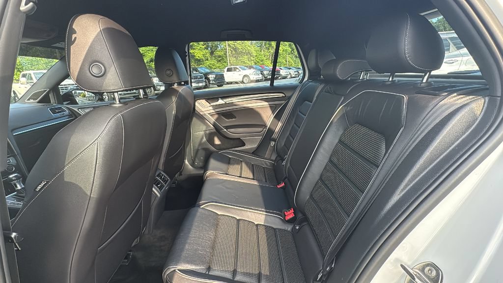 Used 2019 Volkswagen Golf R 4-Door AWD/4WD image 20