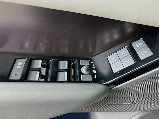 Used 2026 Land Rover Range Rover Velar Dynamic SE image 20