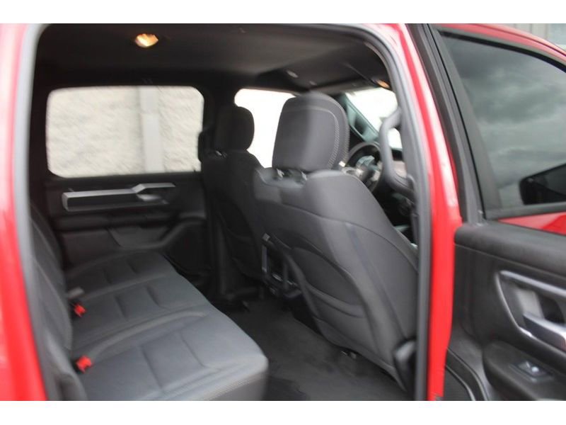 Used 2022 RAM 1500 Big Horn AWD/4WD image 12
