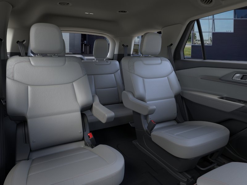 New 2026 Ford Explorer Active w/ Active Comfort Package AWD/4WD image 12