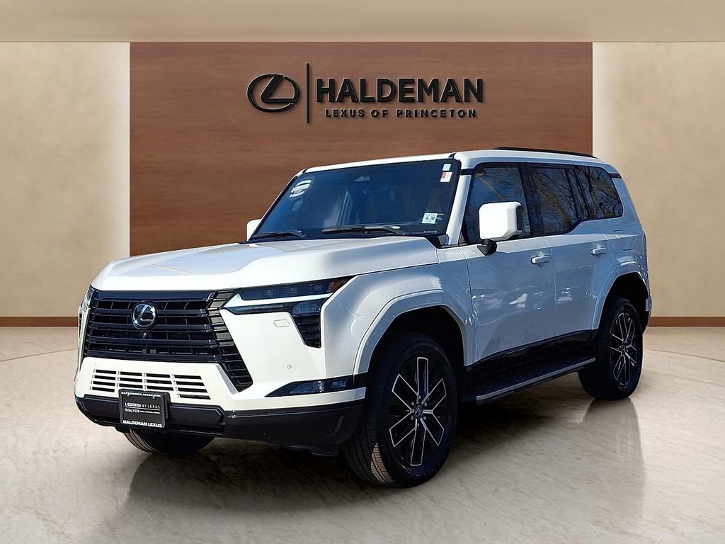 Used 2025 Lexus GX 550 w/ Accessory Package (2T) image 3