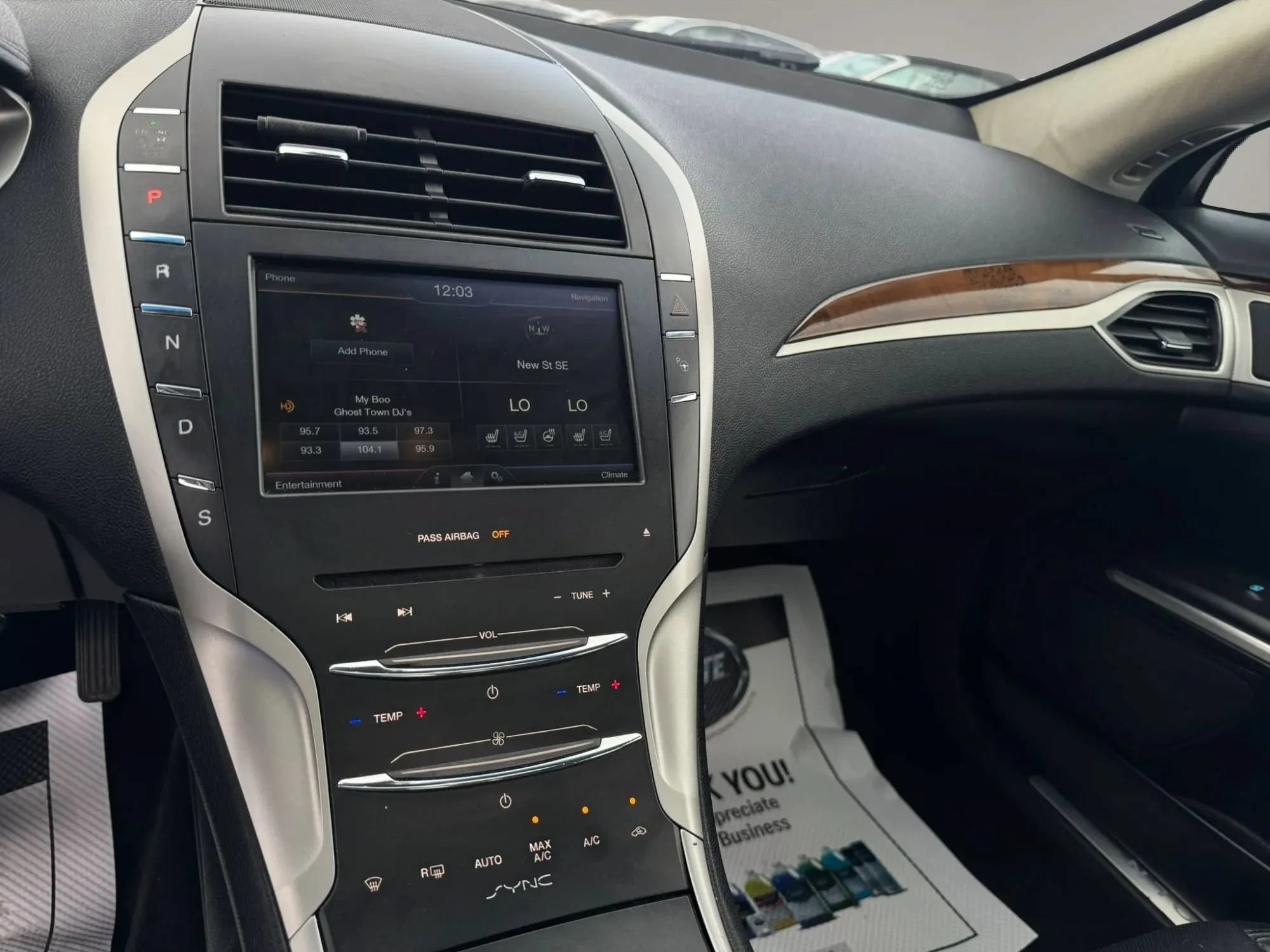 Used 2015 Lincoln MKZ AWD w/ Equipment Group 102A Reserve image 17