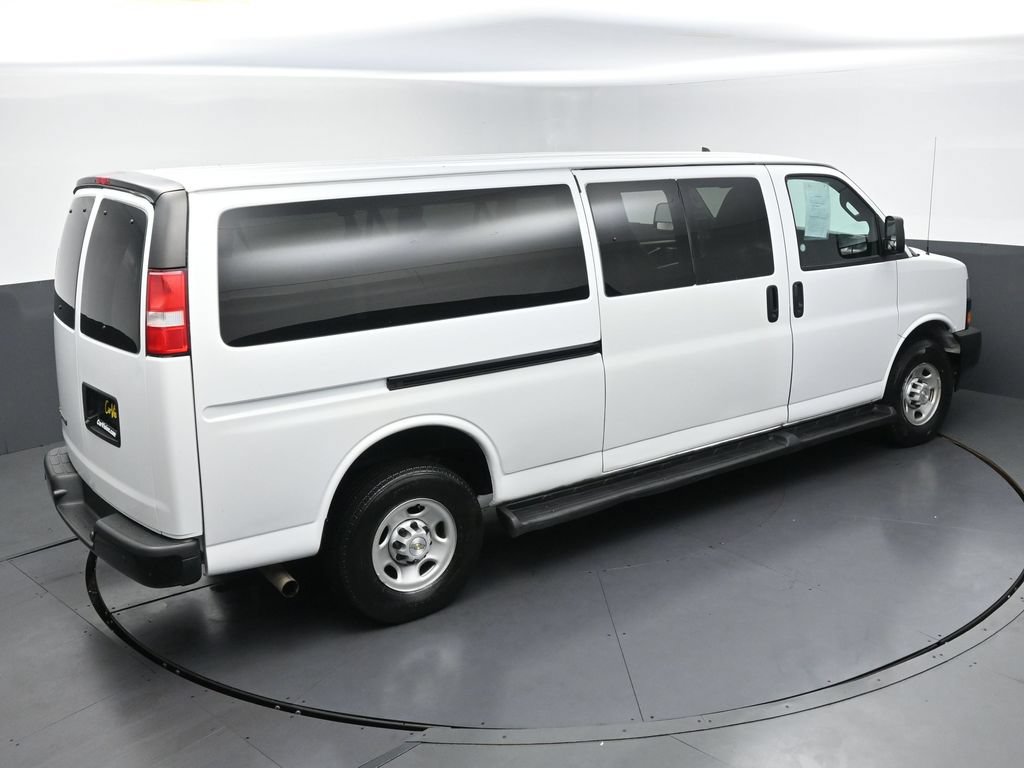 Used 2023 Chevrolet Express 3500 LS RWD image 32