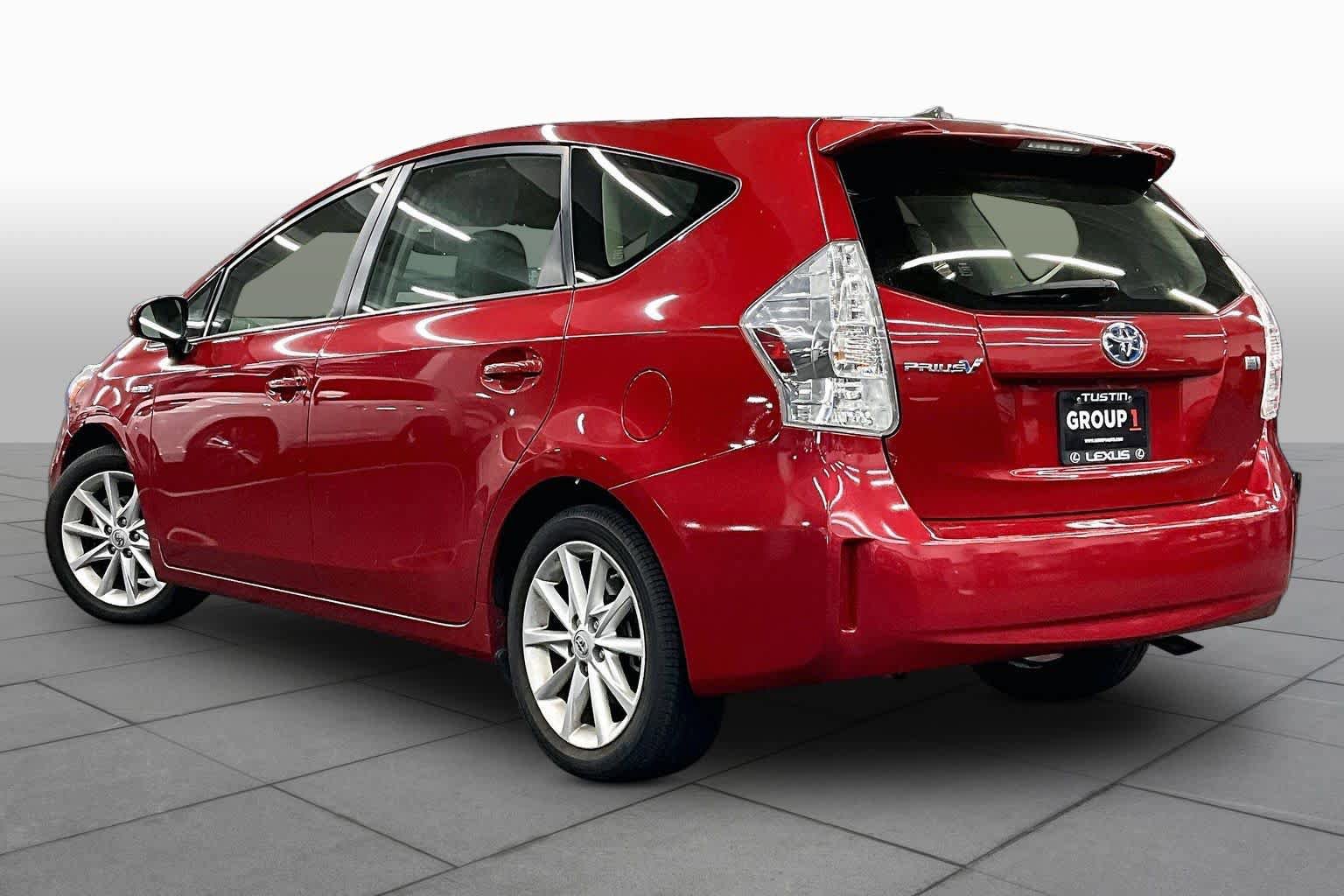 Used 2012 Toyota Prius V Five FWD image 11