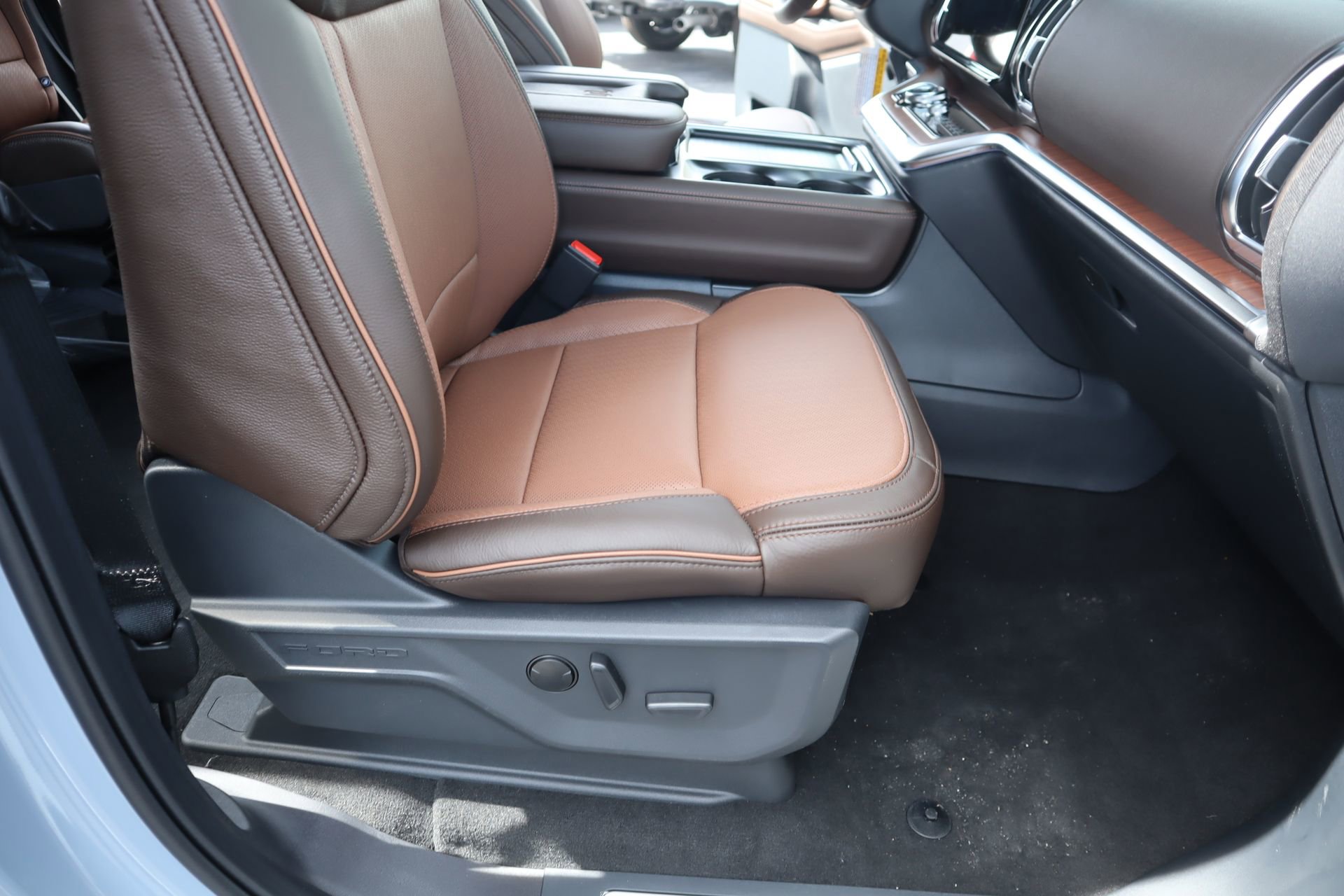 New 2026 Ford Expedition King Ranch image 14