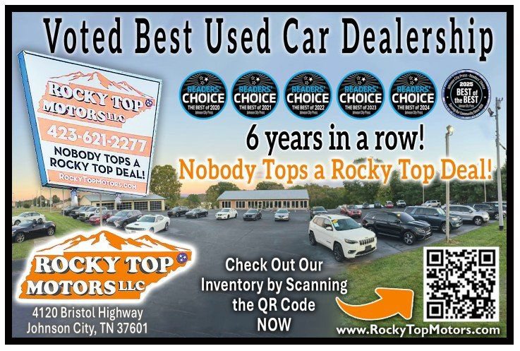 Used 2016 Chevrolet Suburban LT AWD/4WD image 4