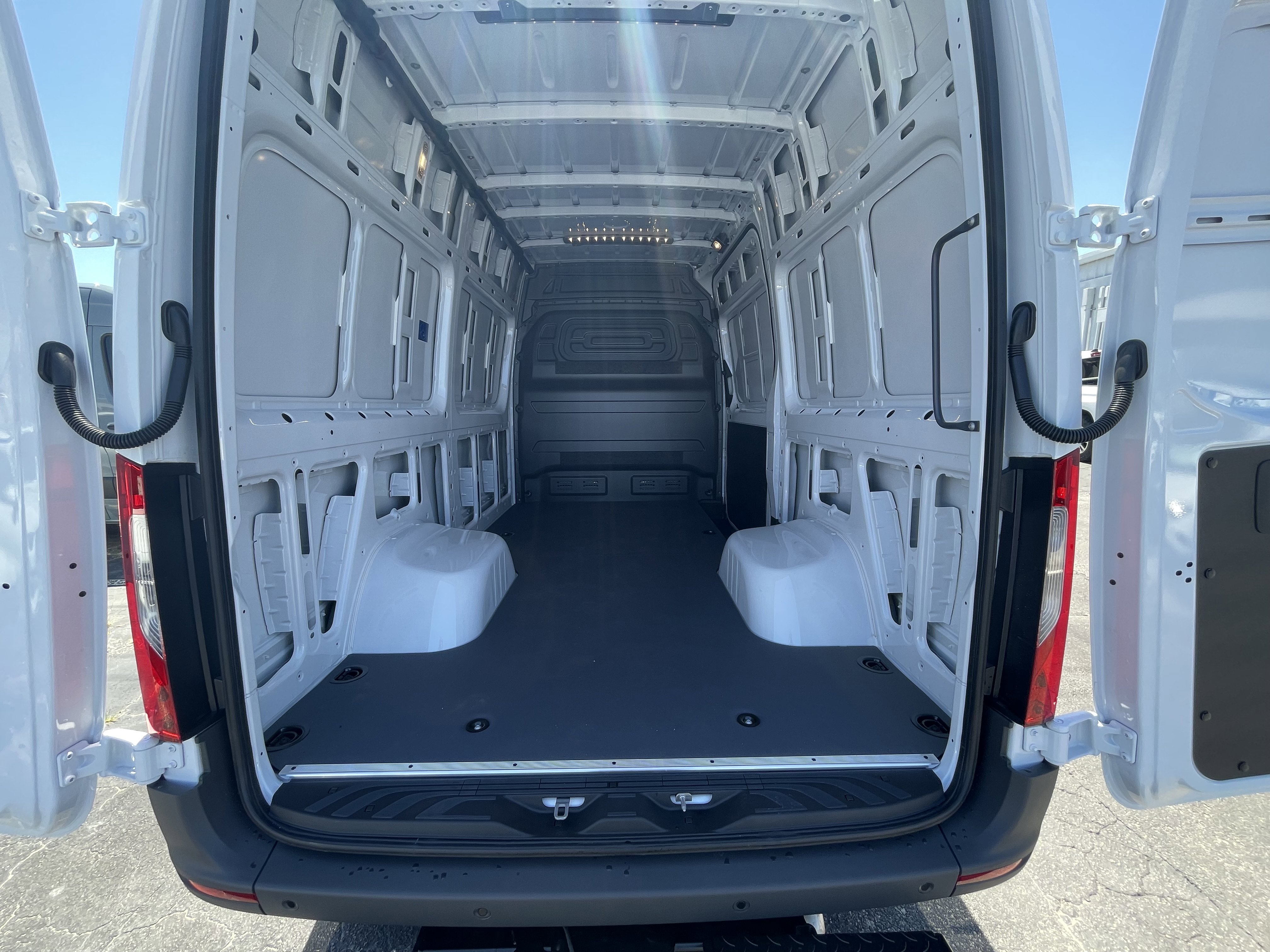 New 2026 Mercedes-Benz Sprinter 3500 image 7