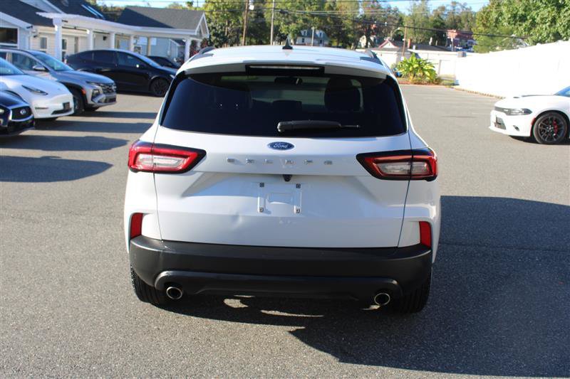 Used 2025 Ford Escape ST-Line FWD image 6