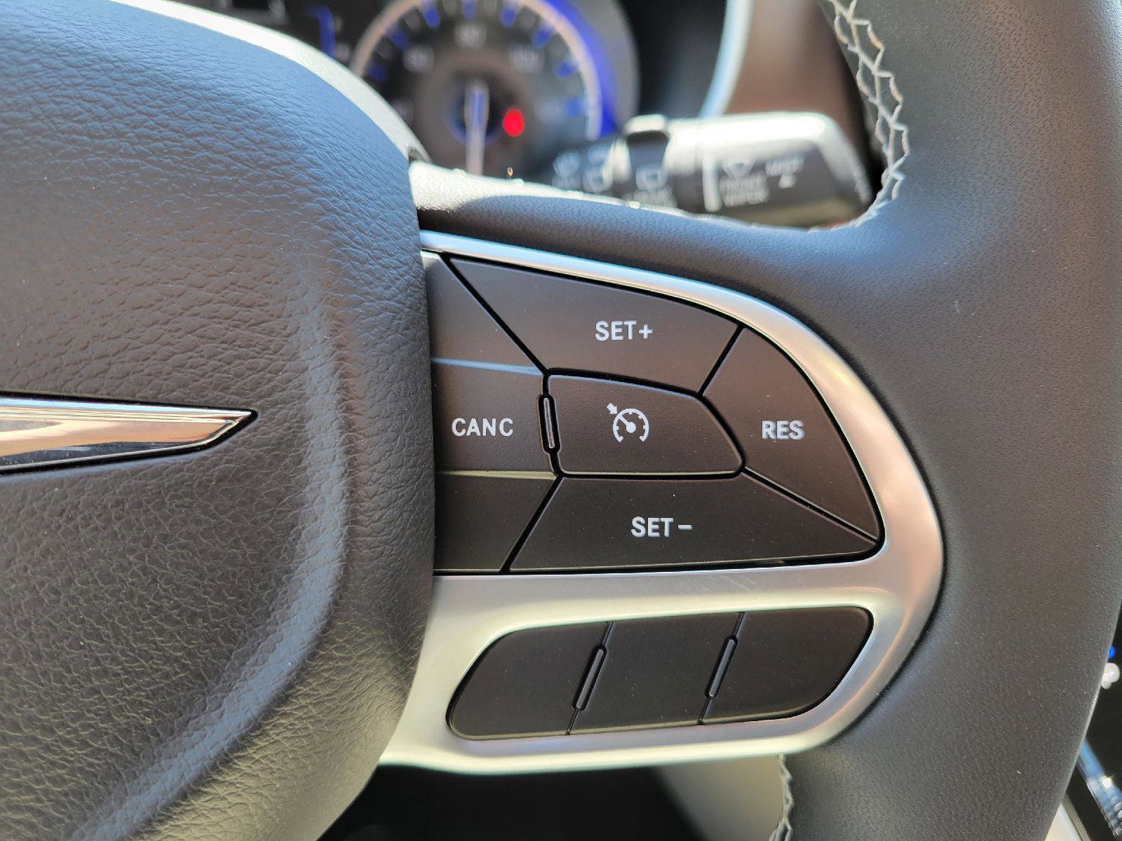 Used 2024 Chrysler Voyager LX image 18