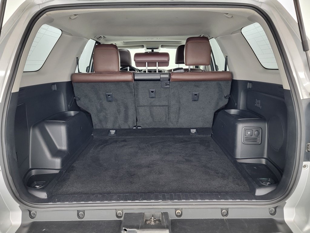 Used 2014 Toyota 4Runner Limited AWD/4WD image 34