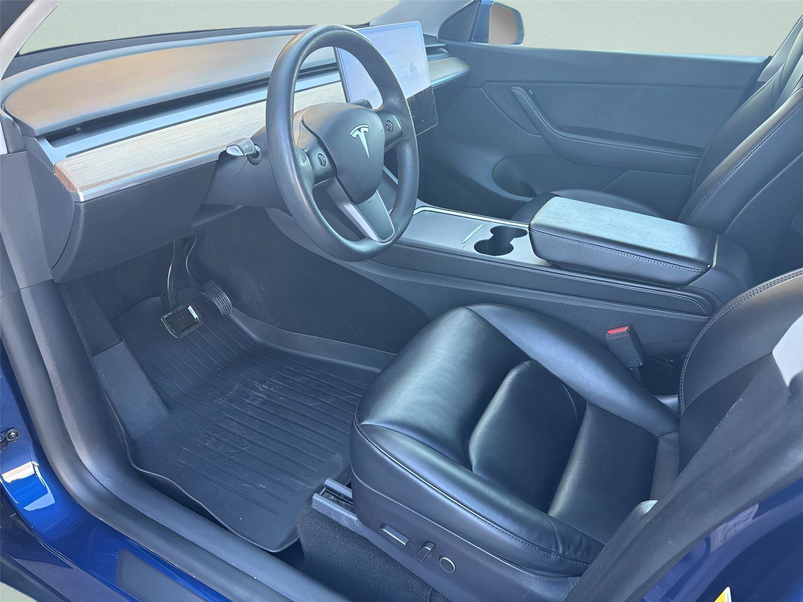 Used 2021 Tesla Model Y Long Range AWD/4WD image 19