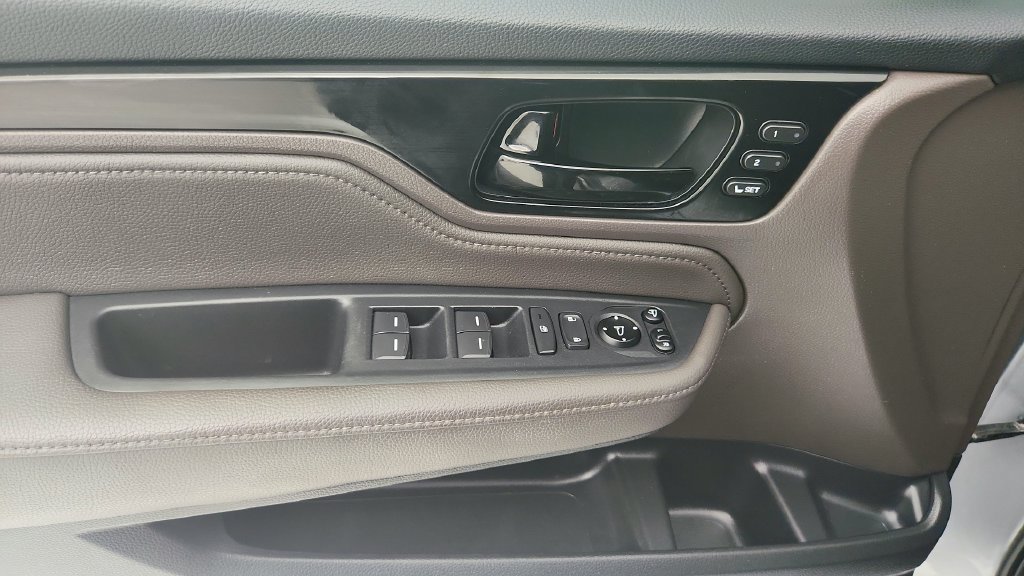 Used 2020 Honda Odyssey Elite image 25
