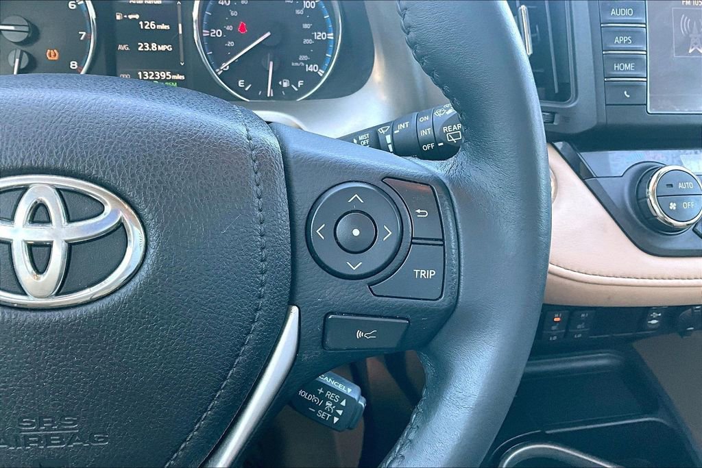 Used 2016 Toyota RAV4 Limited image 12
