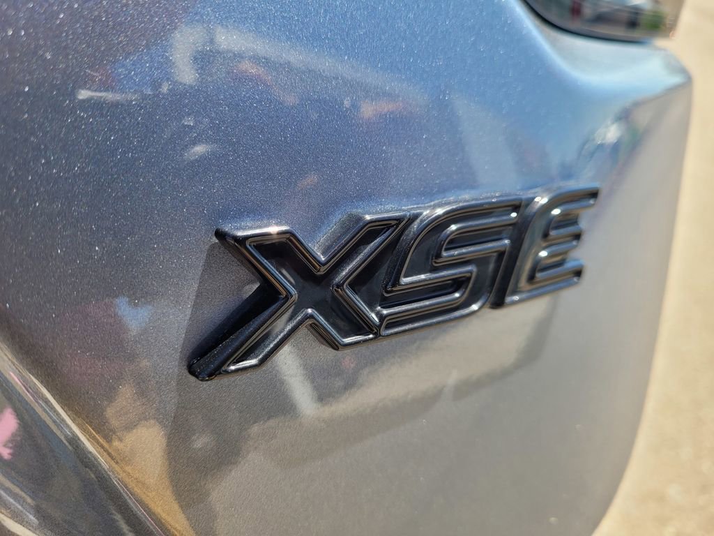 Used 2026 Toyota Corolla XSE FWD image 28
