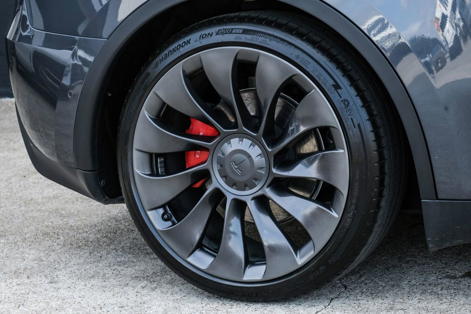 Used 2022 Tesla Model Y Performance AWD/4WD image 58