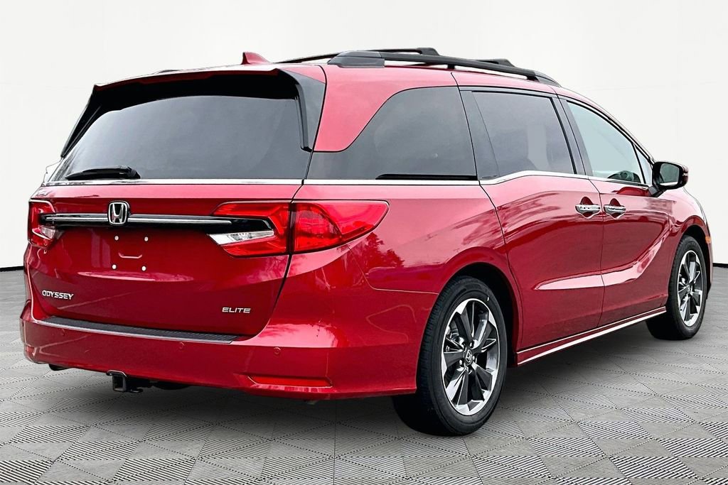 Used 2024 Honda Odyssey Elite image 6