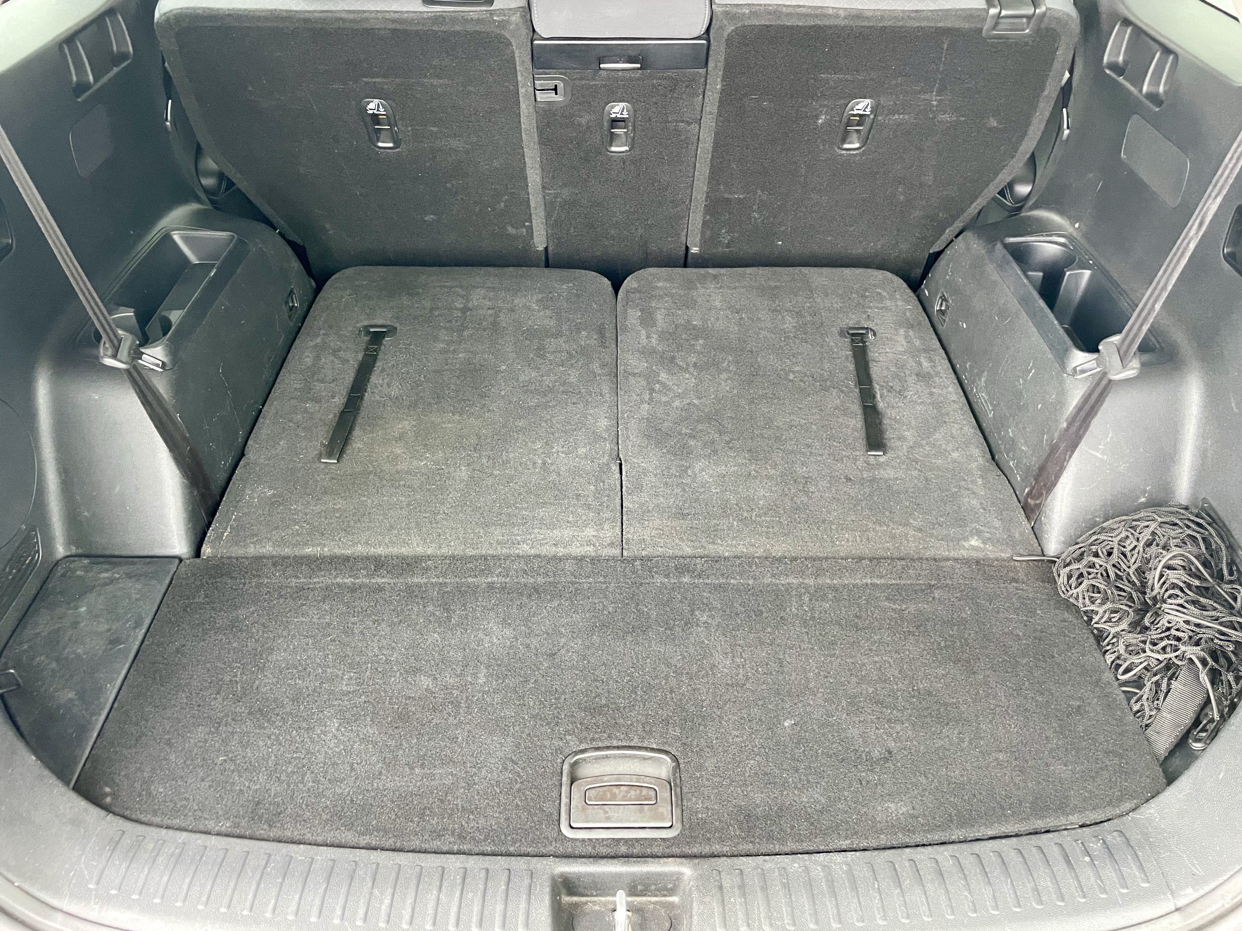 Used 2019 Kia Sorento AWD V6 image 35