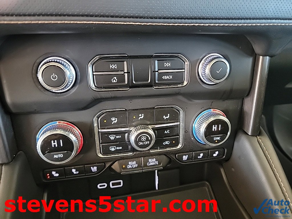 Used 2023 GMC Yukon XL AT4 w/ Technology Package image 17