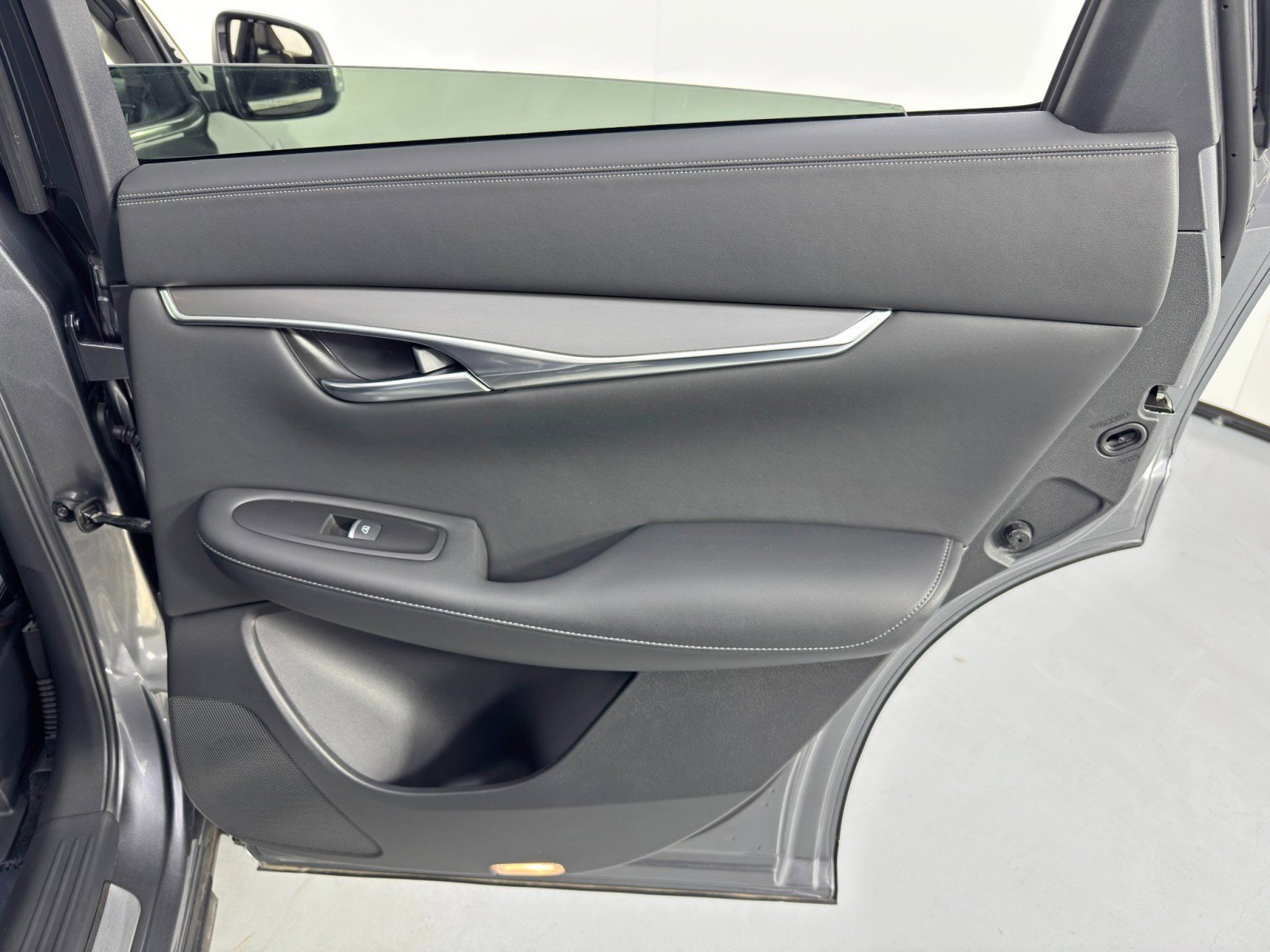 Used 2024 INFINITI QX50 Luxe image 46