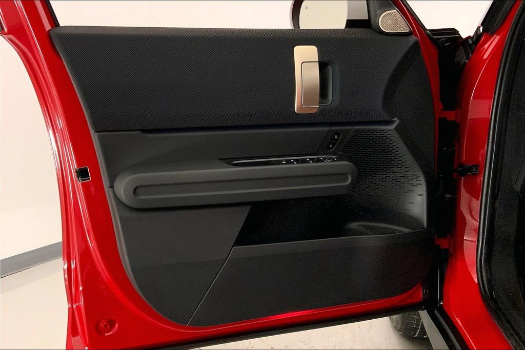 Certified 2025 MINI Cooper Countryman S w/ Comfort Package Max image 24