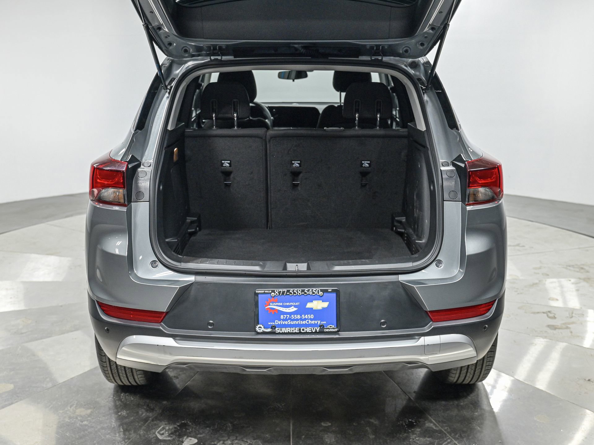 Used 2024 Chevrolet TrailBlazer LT w/ LT Cold Weather Package image 6