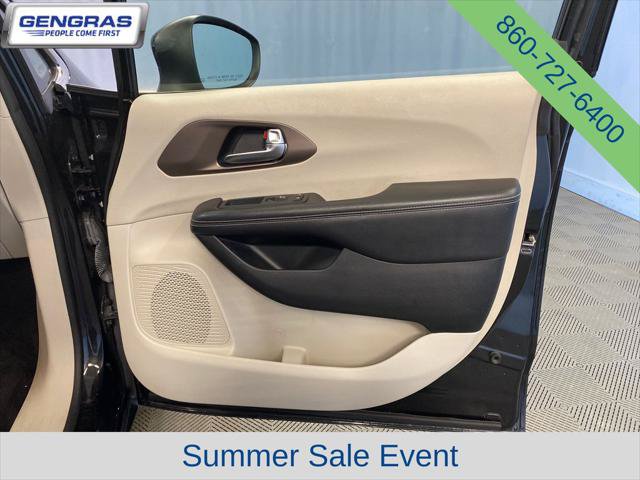 Certified 2022 Chrysler Voyager LX FWD image 42