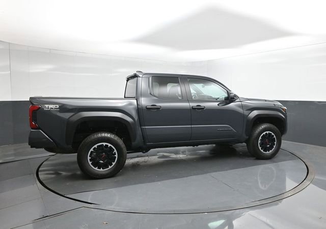 Used 2024 Toyota Tacoma TRD Off-Road image 11