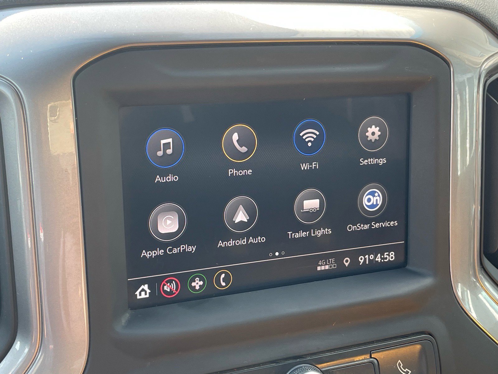 Used 2023 Chevrolet Silverado 2500 Custom w/ Custom Value Package image 11