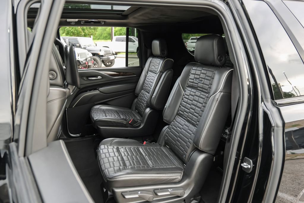 Used 2021 Cadillac Escalade ESV Sport Platinum image 50