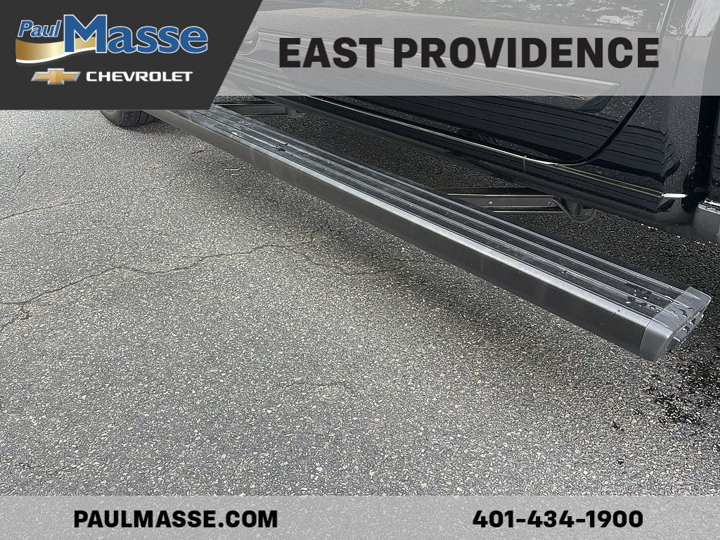 Used 2025 Chevrolet Silverado 1500 High Country w/ High Country Premium Package AWD/4WD image 9