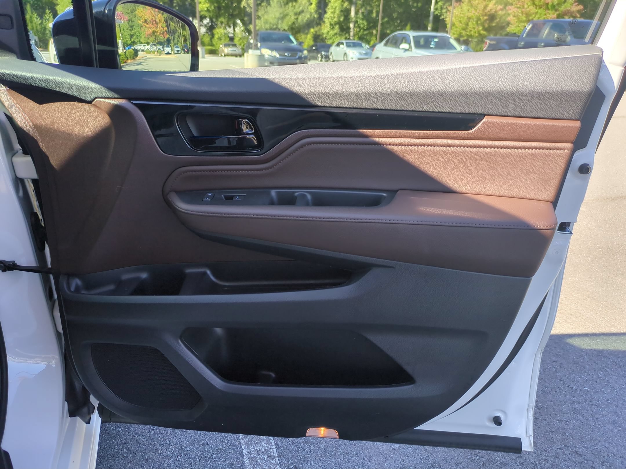 Used 2025 Honda Odyssey Elite image 34