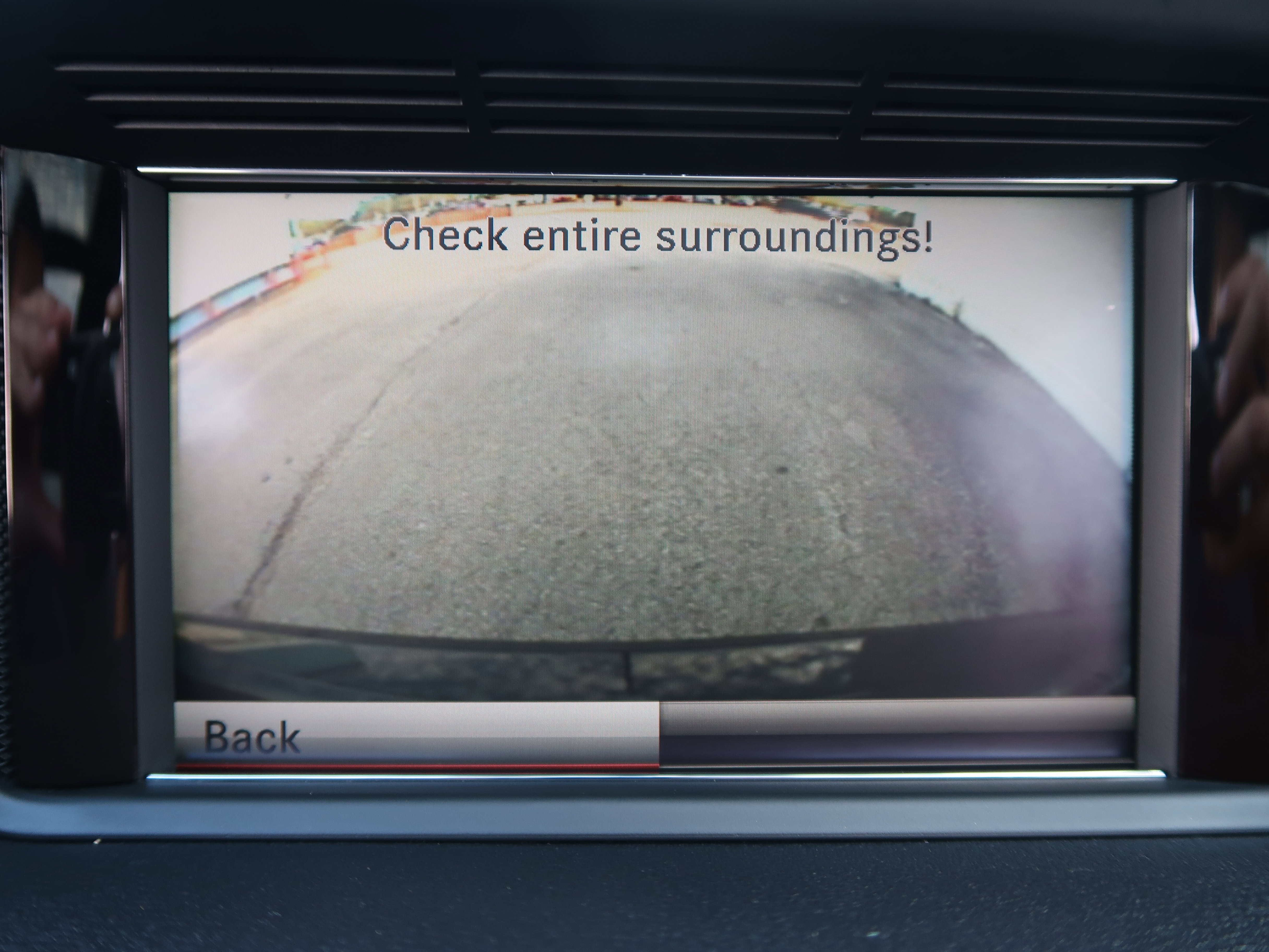 Used 2013 Mercedes-Benz E 550 Coupe w/ Premium 2 Pkg image 18