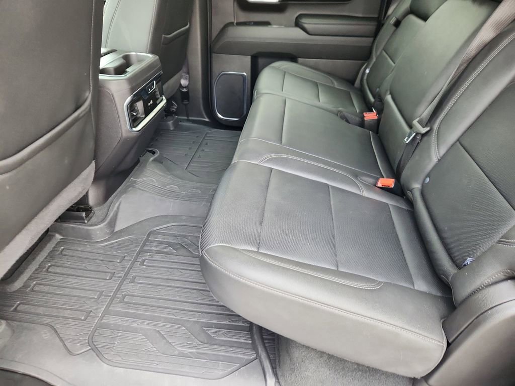 Used 2024 GMC Sierra 1500 SLT w/ SLT Premium Package AWD/4WD image 9
