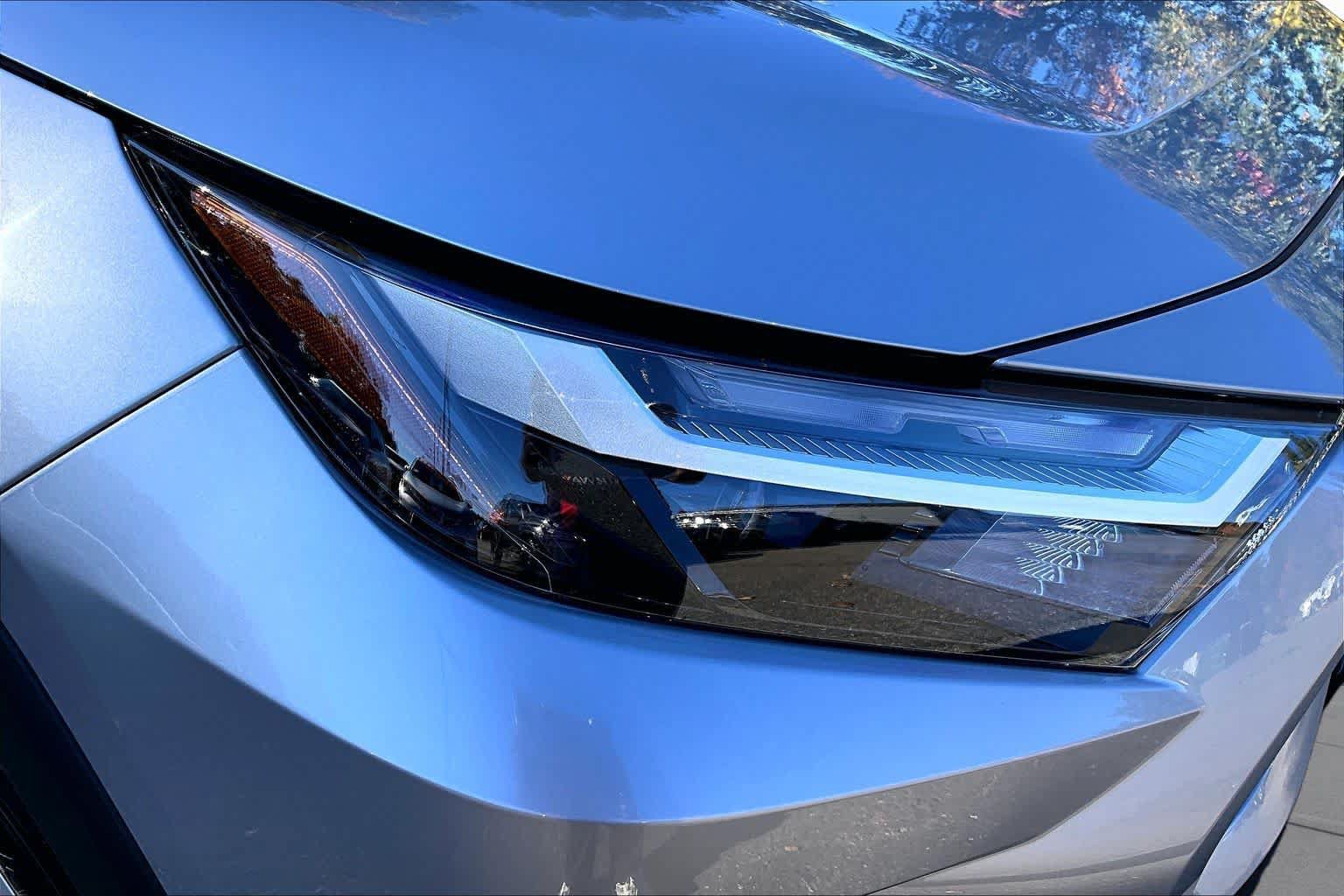 Certified 2025 Toyota RAV4 LE AWD/4WD image 25