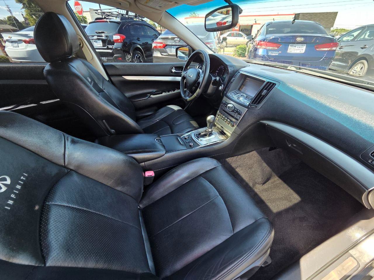 Used 2013 INFINITI G37 x Sedan w/ Premium Pkg AWD/4WD image 15