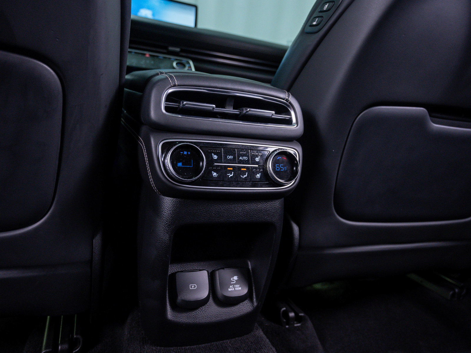 Used 2023 Genesis GV80 3.5T Prestige w/ Prestige Package image 17