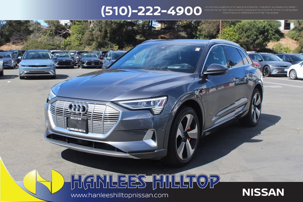 Used 2019 Audi e-tron Prestige w/ Prestige Package AWD/4WD image 3