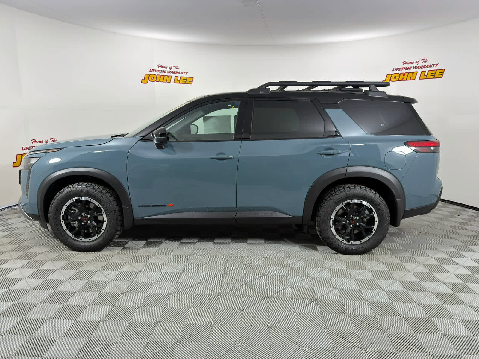 New 2026 Nissan Pathfinder Rock Creek w/ Rock Creek Premium Package image 2