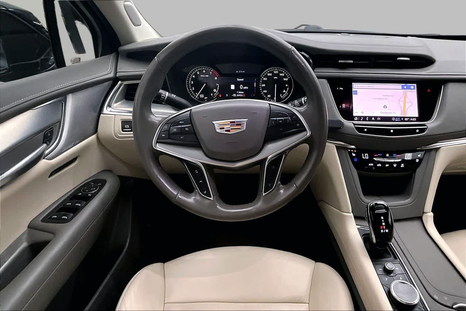 Used 2021 Cadillac XT5 Premium Luxury FWD image 6