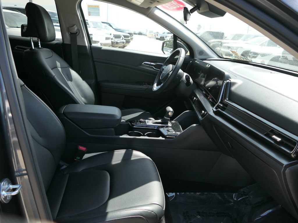 Used 2023 Kia Sportage EX FWD image 26