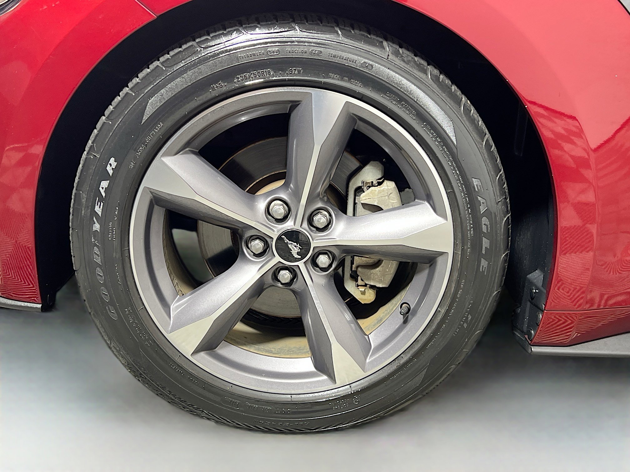 Used 2017 Ford Mustang Coupe image 14