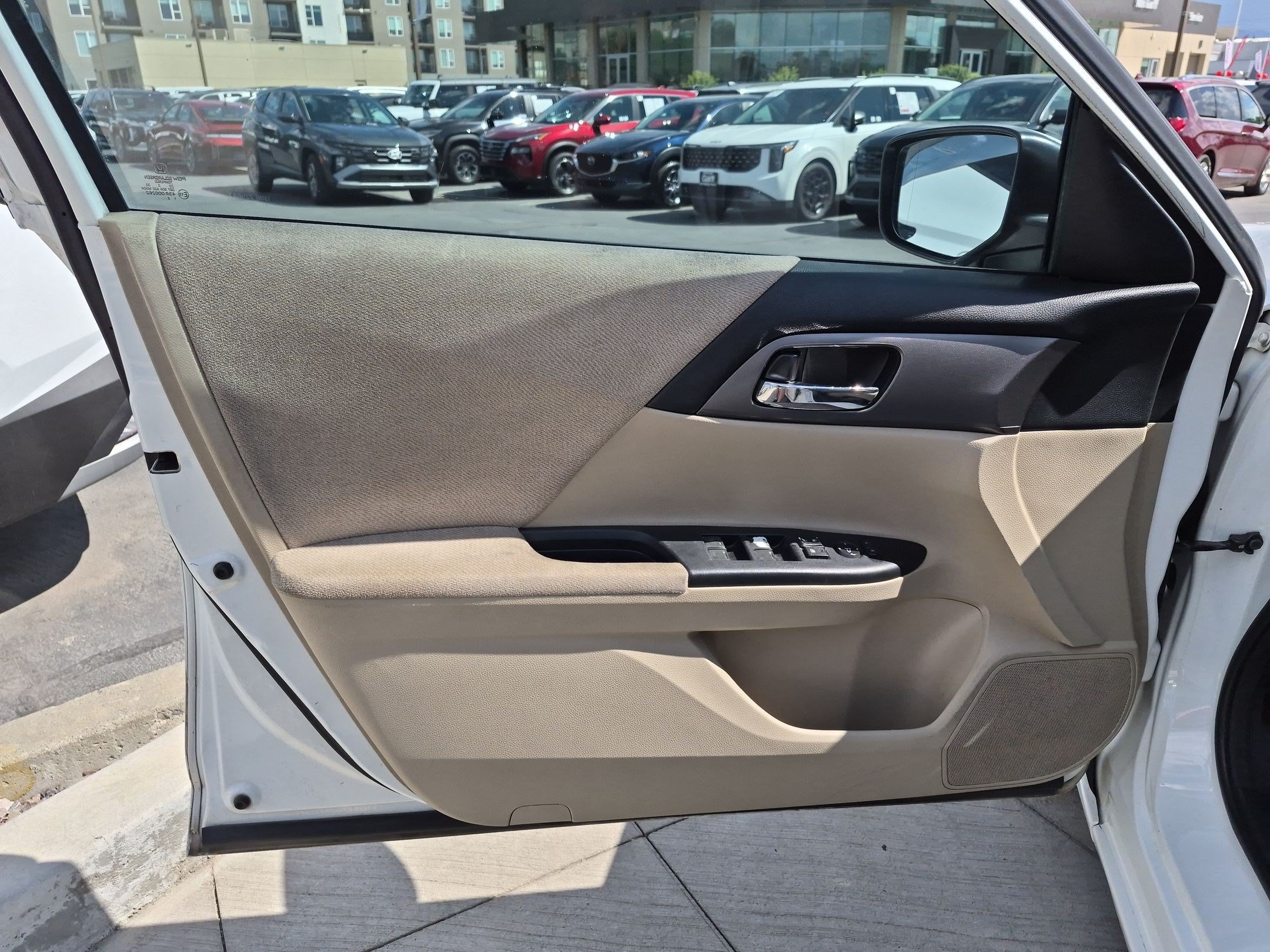 Used 2013 Honda Accord LX image 13