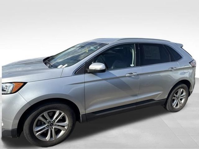 Used 2019 Ford Edge SEL w/ Cold Weather Package AWD/4WD image 17