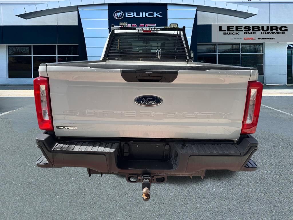 Used 2023 Ford F350 XL AWD/4WD image 6