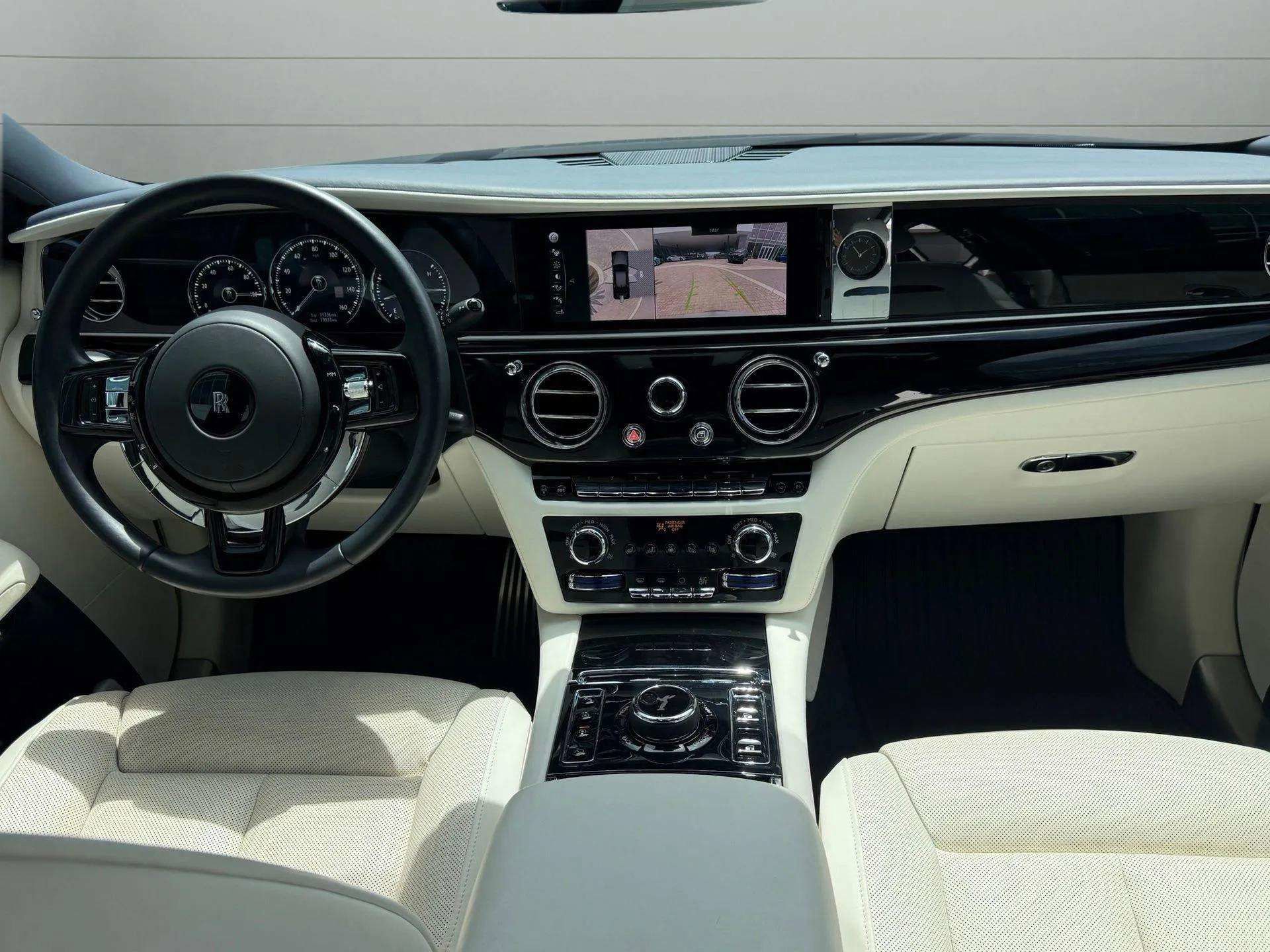 Used 2022 Rolls-Royce Ghost AWD/4WD image 4